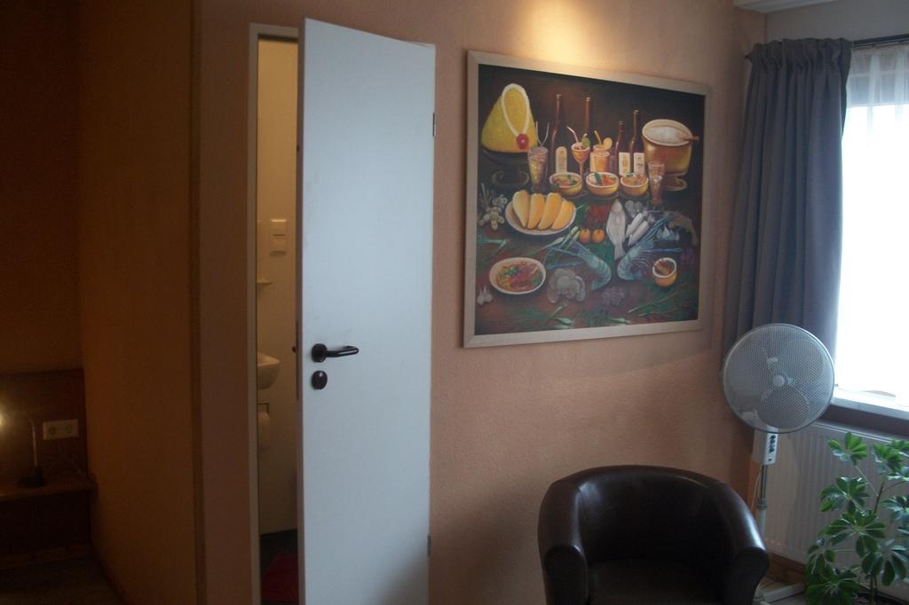 Boardinghouse Remchingen Baan Arun Appartement Buitenkant foto